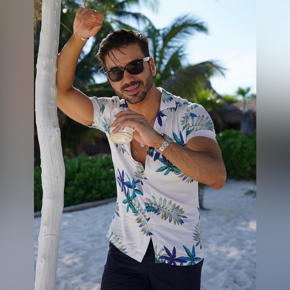 Reiss “Fiji” Summer Cuban Collar Viscose Floral Shirt, Alex Costa style - Picture 6 of 6